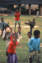 Jeux échasse Fianarantsoa