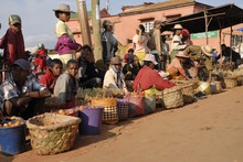 Marché d'Ambalavao, légumes, Province de Fianarantsoa