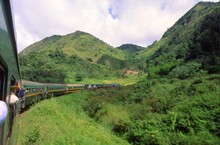Le train entre Tananrive et Tamatava, Province de Tamatava (Taomasina)