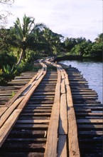 Pont à Manambolosy 1992, Province de Tamatava (Taomasina)